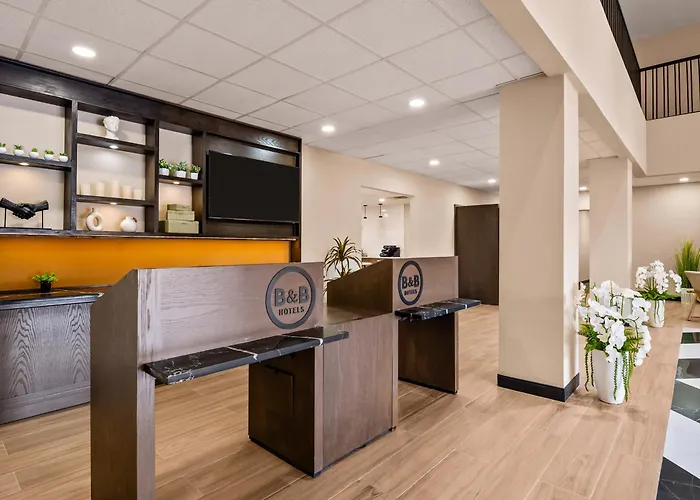 B&B Hotel Jacksonville Airport - Newly Renovated!