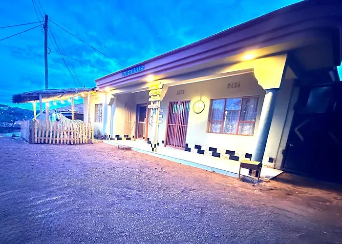 Cajanus Inn & Safaris