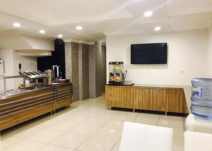 Larok Hotel