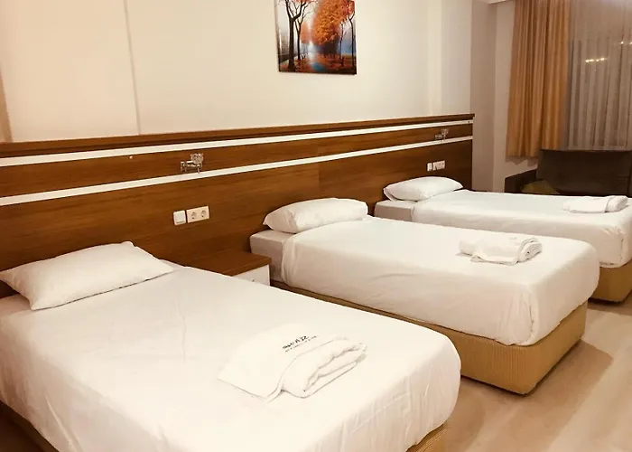 Larok Hotel