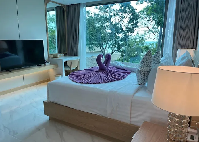 Luxtalay Khanom Hotel