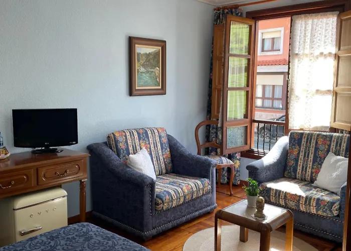 Hotel Rural Villa Elena
