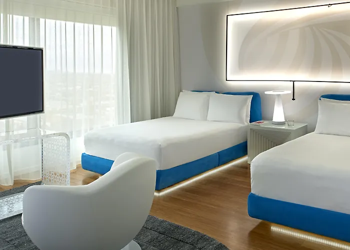 The Valorian Los Angeles, Curio Collection By Hilton West Hollywood