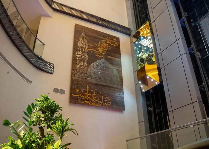 Peninsula Worth Hotel