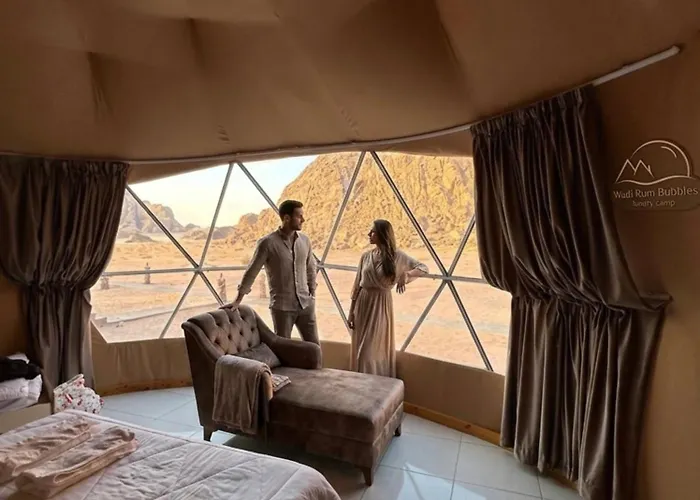 Wadi Rum Bubbles Luxury Camp