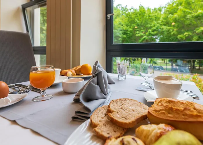 Hotel Cerise - Les Sources Luxeuil-Les-Bains