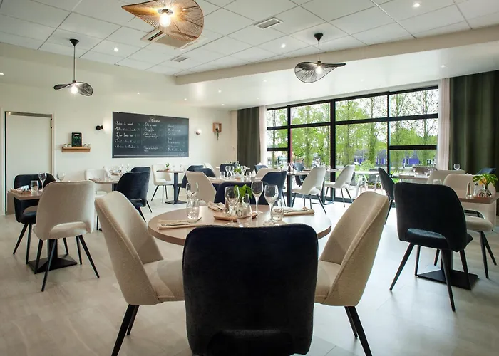 Hôtel Restaurant Les Fontaines