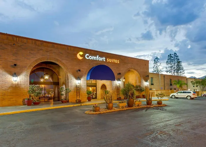 Comfort Suites At Sabino Canyon