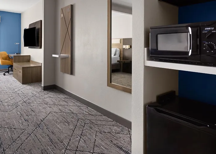Holiday Inn Express Syracuse-Fairgrounds By Ihg