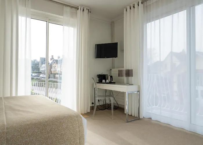 Hôtel La Marine