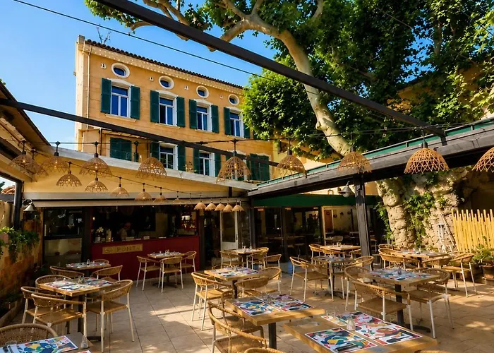 Le Grand Hotel