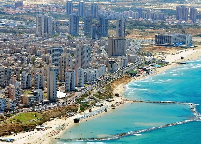 חופים מול הים