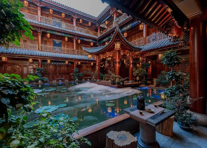 Spirited Silky Inn丨dali Old City