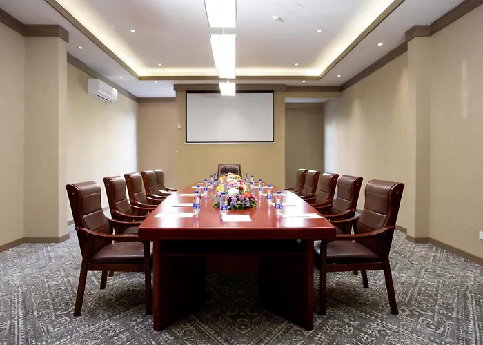 The Q Hotel & Suite Vientiane 万象q套房酒店