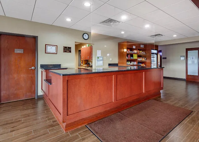 Comfort Suites Escanaba West