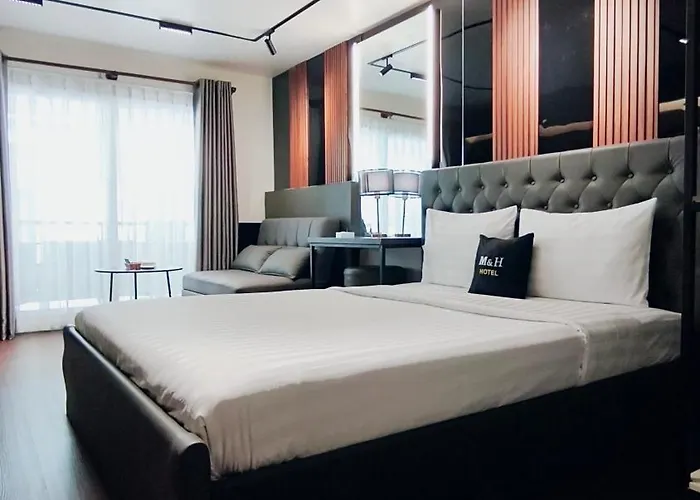 M&H Hotel