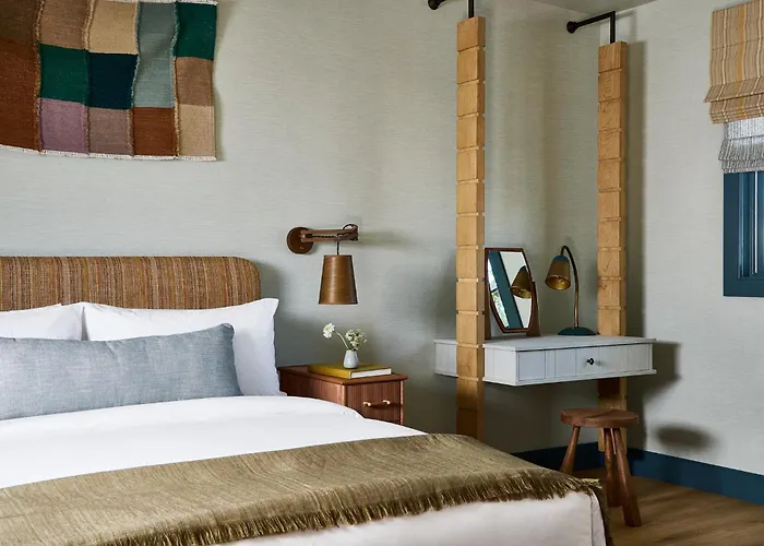 Hotel Corduroy