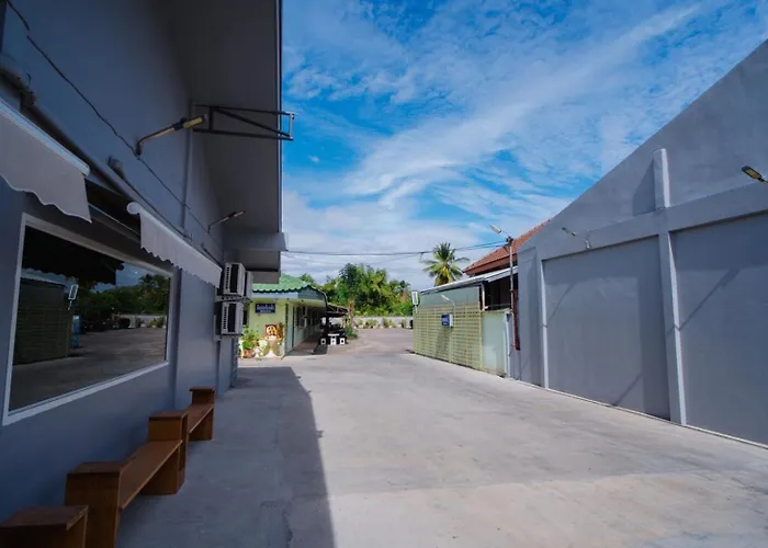 โรงแรมวรัญญูเฮ้าส์ & รีสอร์ท