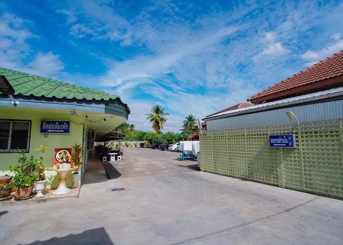โรงแรมวรัญญูเฮ้าส์ & รีสอร์ท