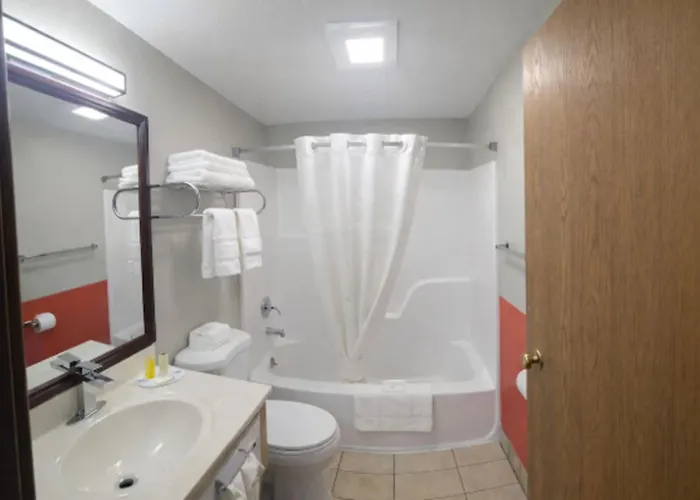 Super 8 By Wyndham Lewiston