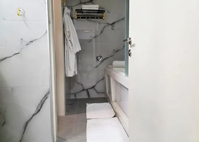 Hotel House