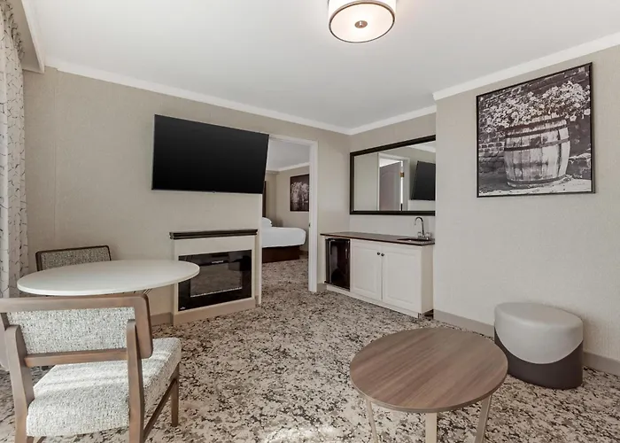 Best Western Plus The Arden Park Hotel