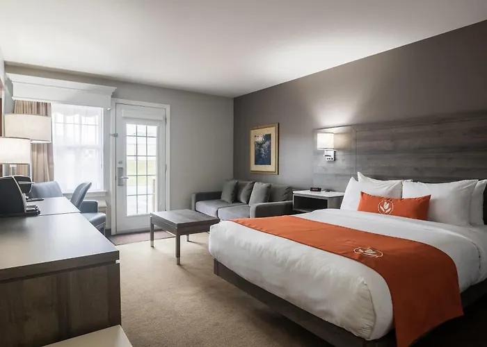 Amsterdam Inn & Suites, An Ascend Collection Hotel