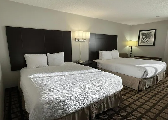Baymont By Wyndham Queensbury/Lake George