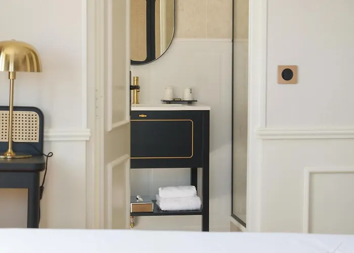 Best Western Le Cheval Blanc -Centre- Vieux Port