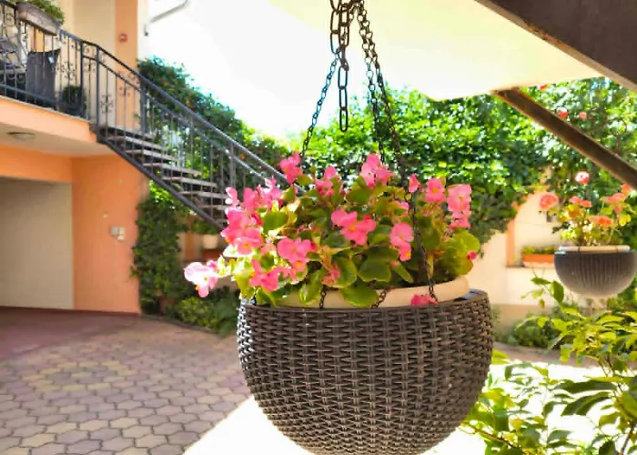 Hotel Isabell Gyor