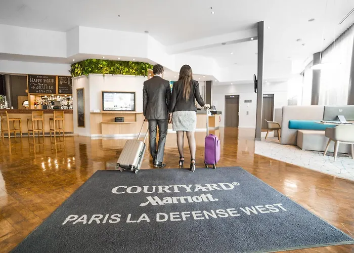 Courtyard By Marriott Paris La Defense West - Colombes