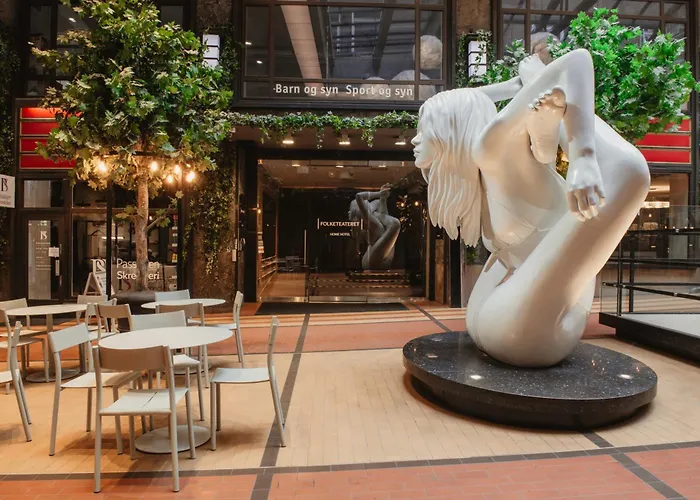Home Hotel Folketeateret