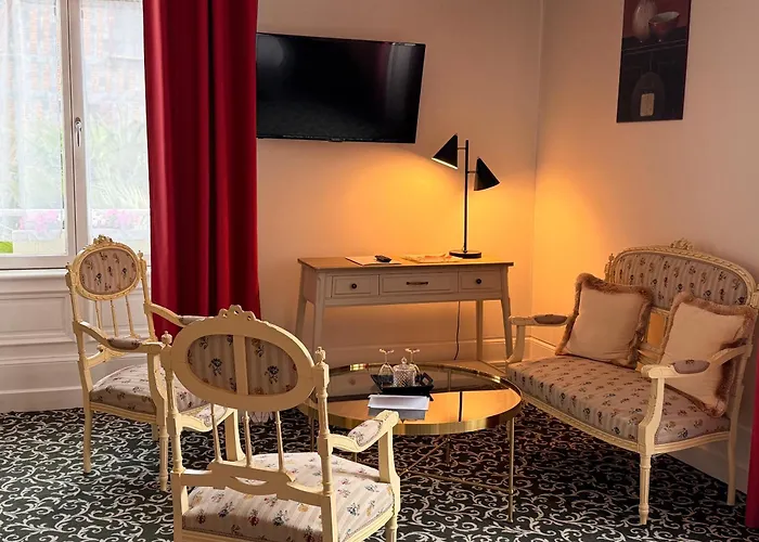 Hotel Le Pavillon Des Lys - Amboise Centre