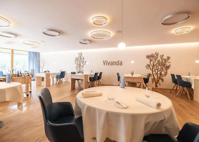 Relais & Chateaux In Lain Hotel Cadonau