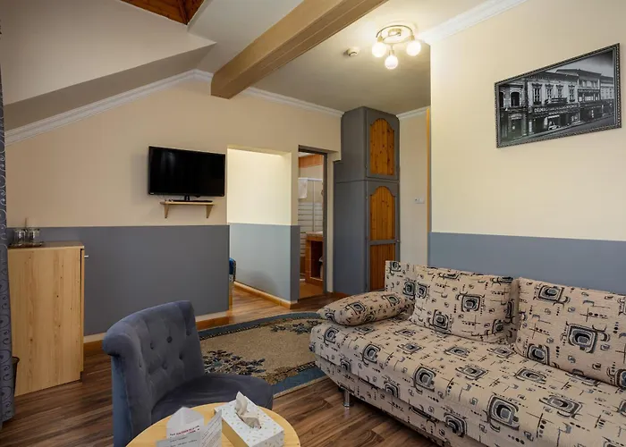 Illes Hotel