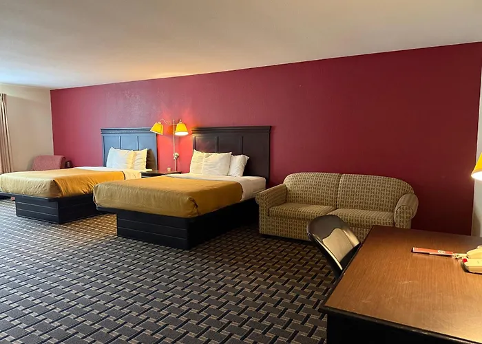 Econo Lodge Inn&Suites