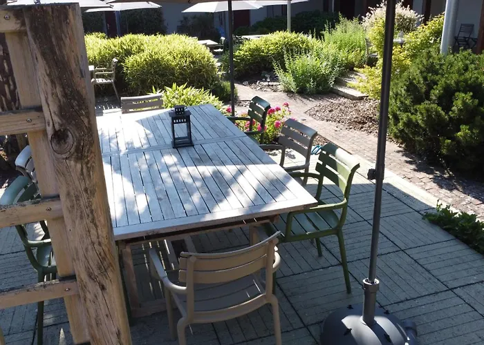 The Originals City, Le Patio Hôtel, Cholet Nord