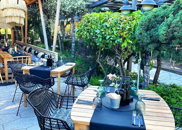 Friends Boutique Hotel