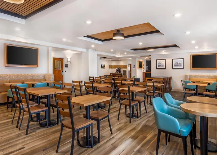 Best Western Plus 1000 Islands Hotel & Suites- Newly Renovated