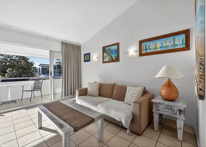 Noosa Parade Holiday Inn