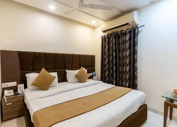 Hotel Ashish