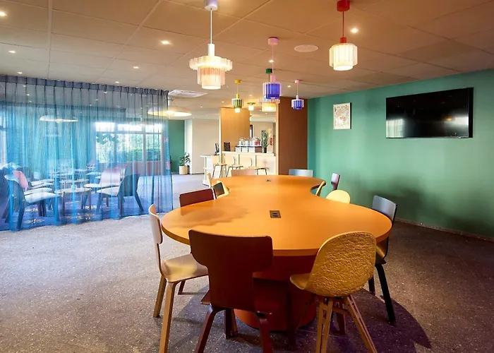 B&B HOTEL Saint-Witz Roissy