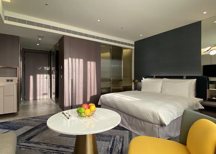 Monarch Plaza Hotel