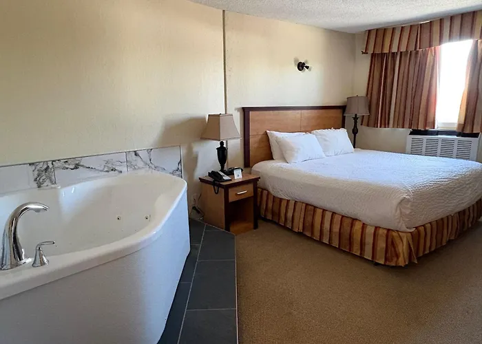 Park West Inn