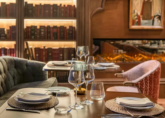 Hotel Palacio Del Carmen, Autograph Collection