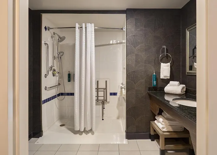 Doubletree By Hilton North Vancouver