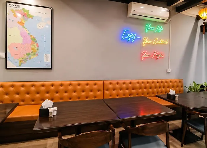 Awesome Hanoi Hostel & Travel