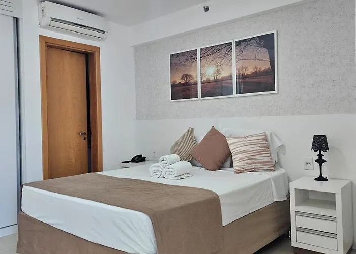 Flat Confortavel, Grande E Completo Para Familia Ou A Trabalho, Ao Lado Dos Ministerios E Esplanada, Lazer Completo E Academia, Em Saint Moritz Brasilia Hotel