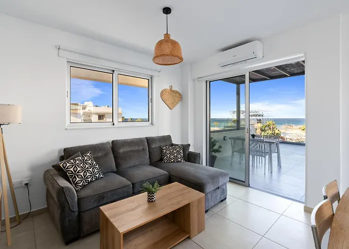 Wake Up By The Sea Beachfront Flats - Protaras