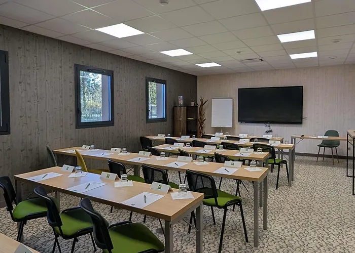 ibis Styles Contres-Cheverny